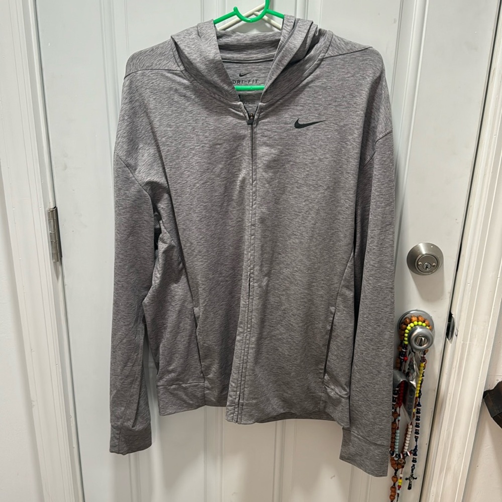 Nike dri-fit sweater